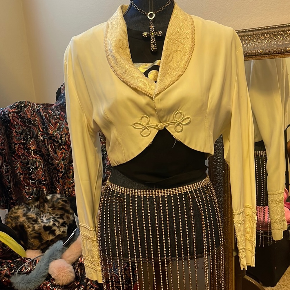 Large Contempo Casual Ivory Bolero Jacket with Lace Trim